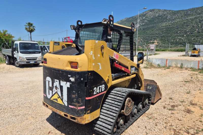 OmecoHub - Immagine CAT 247B